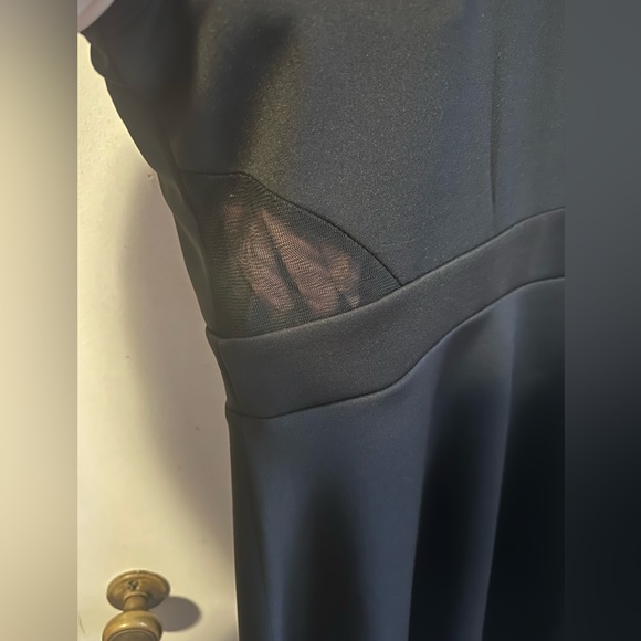 Kandy Kiss NWT Sweetheart Illusion Neckline Black Mini Dress Size 12 - Picture 4 of 9